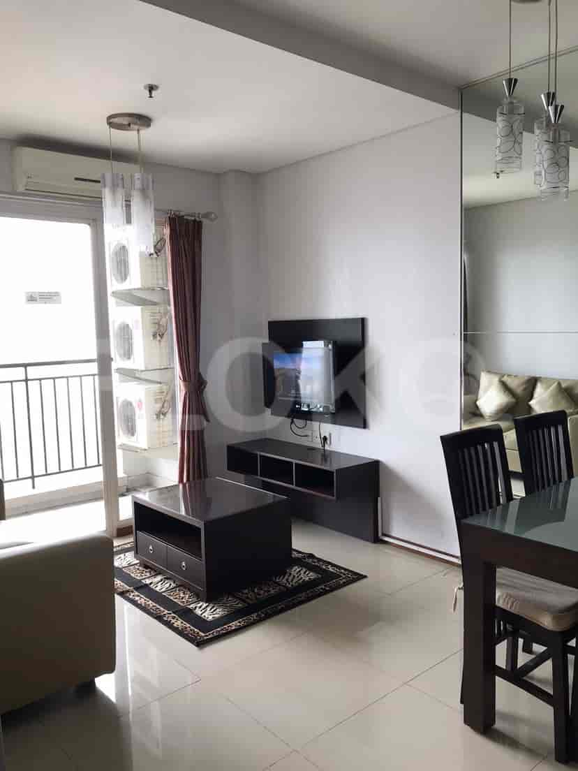 Rent 2 Bedroom on the 18th Floor of Thamrin Residence Apartment: Flokq 4