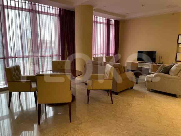3 Bedroom on High Floor for Rent in Oakwood Premier Cozmo Apartment - fkuf9c 4