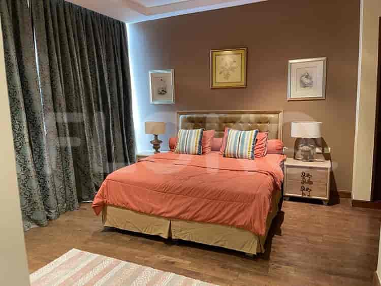3 Bedroom on High Floor for Rent in Oakwood Premier Cozmo Apartment - fkuf9c 9