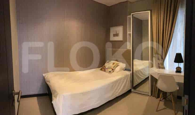 Rent 3 Bedroom on the 15th Floor of Nifarro Park Apartment: Flokq 5