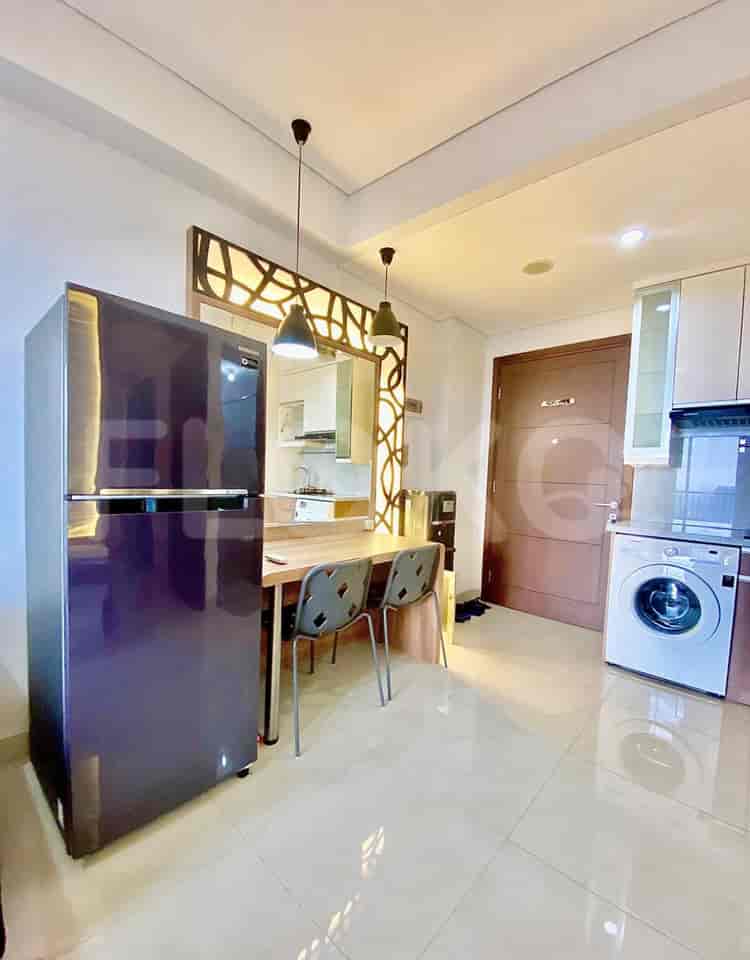 Tipe 2 Kamar Tidur di Lantai Tinggi untuk disewakan di Aspen Residence Apartemen - ffafd4 2