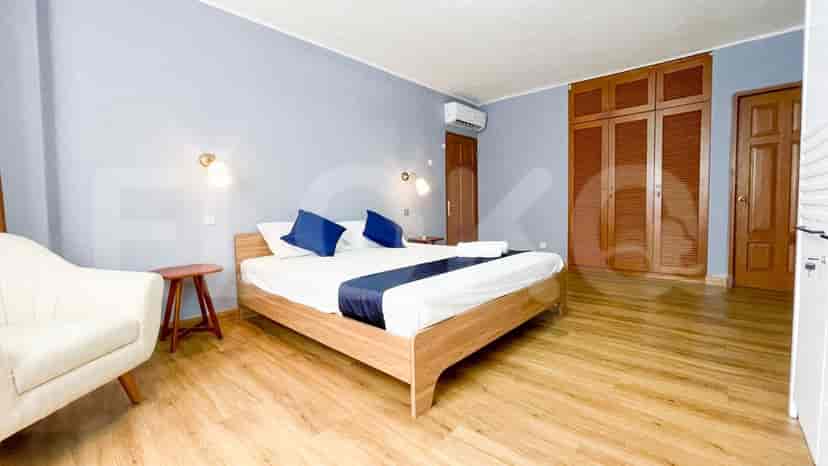 Rent 3 Bedroom on the 5th Floor of Senopati Apartment: Flokq 15