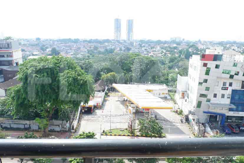 A view of the city from the balcony.