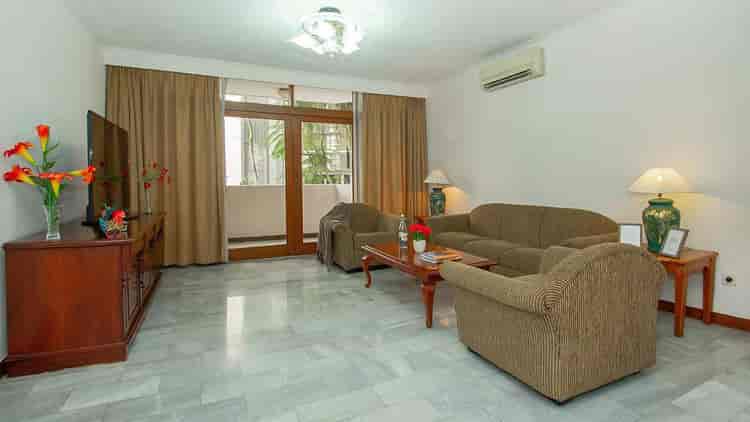 3 Bedroom on Low Floor for Rent in Senopati Apartment - fsed54 1
