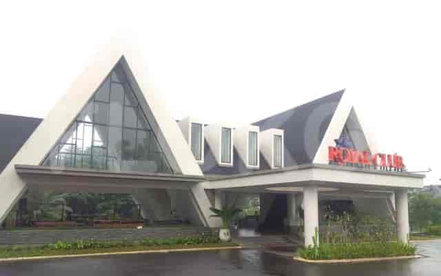 Sewa Apartemen Royal Heights Apartment