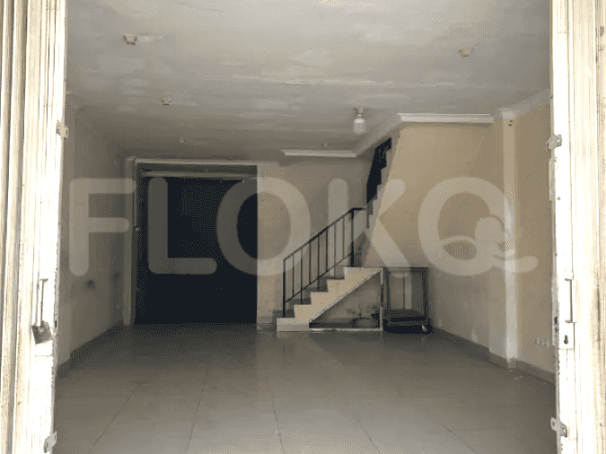 Disewakan Ruko Luas 135 m2 di Ruko Symphony, Harapan Indah, Bekasi - RKR492 1