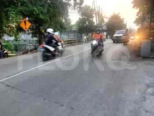 250 sqm, shophouse for rent in Kaliabang Bungur, Bekasi - RKRe2a 2