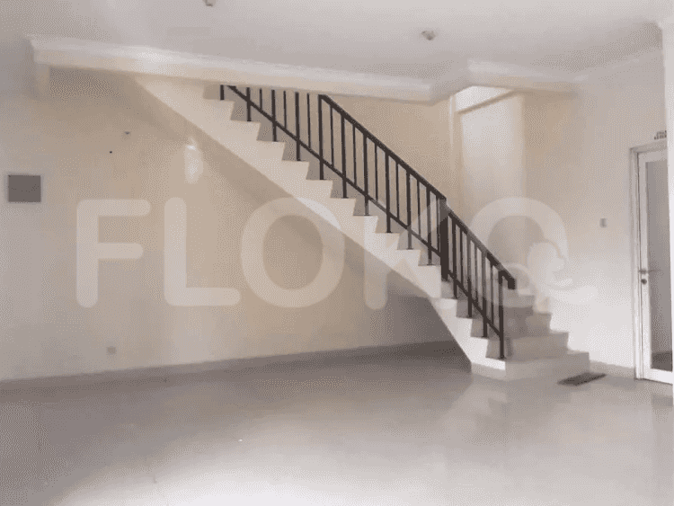 Disewakan Ruko Luas 100 m2 di Heliconia Harapan Indah, Bekasi - RKR37c 2
