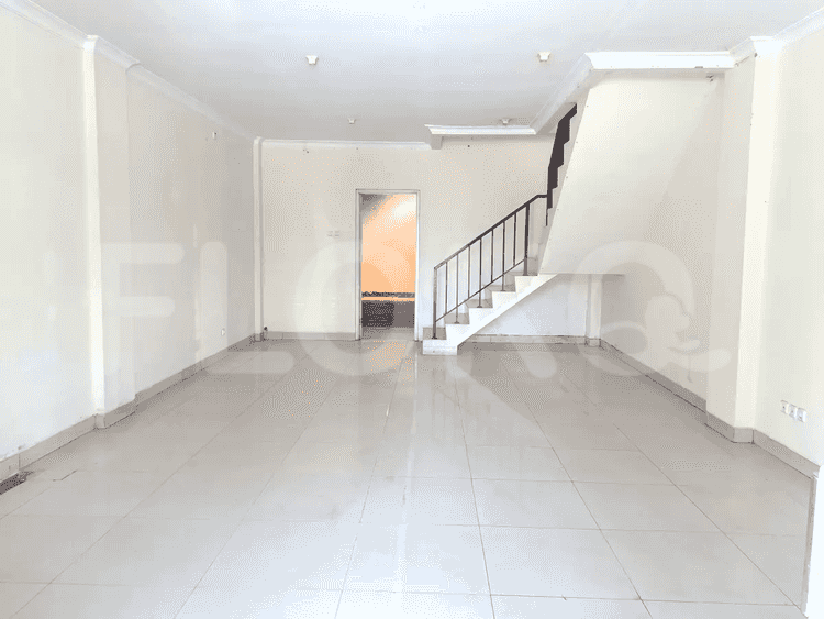 Disewakan Ruko Luas 150 m2 di Ifolia Ruko Symphony, Harapan Indah, Bekasi - RKRcb9 2