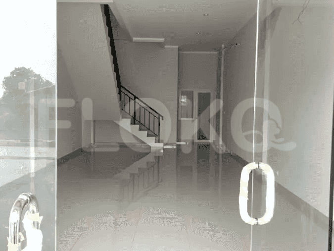 Disewakan Ruko Luas 239 m2 di Ruko Burgundy, Bekasi - RKR37b 2