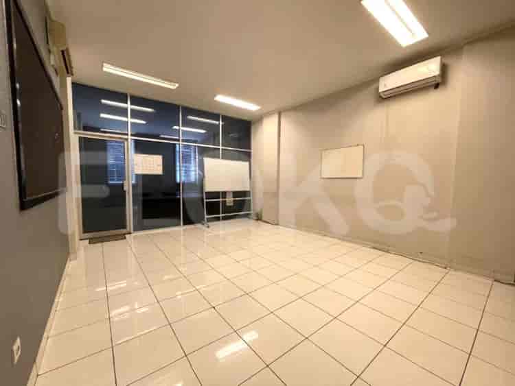 267 sqm, shophouse for rent in Pasar Sinpasa Summarecon, Bekasi - RKRb89 2