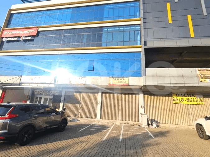 Disewakan Ruko Luas 336 m2 di Grand Kota Bintang, Bekasi - RKRbfa 1