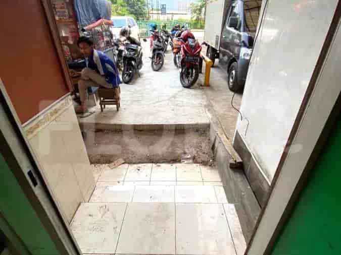 300 sqm, shophouse for rent in Raya Cibarusah, Bekasi 4
