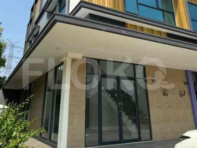 Disewakan Ruko Luas 150 m2 di Golden City, Bekasi Utara - RKR89a 1