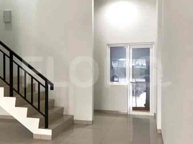 Disewakan Ruko Luas 239 m2 di Summarecon, Bekasi Utara - RKR056 3