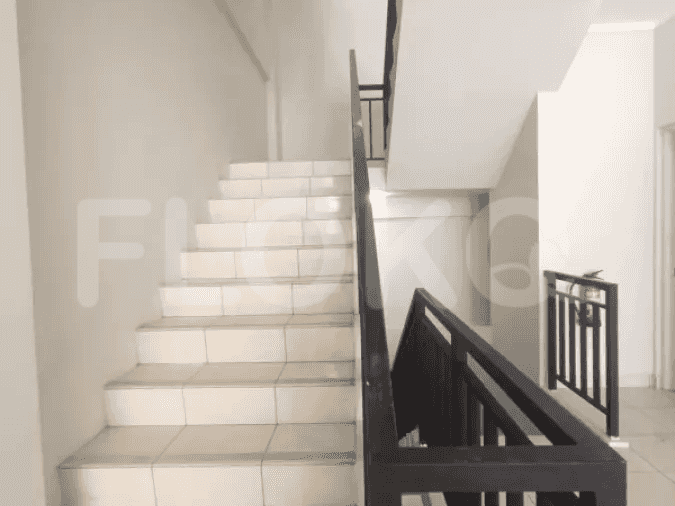 Disewakan Ruko Luas 255 m2 di Summarecon, Bekasi Utara - RKR8bf 4