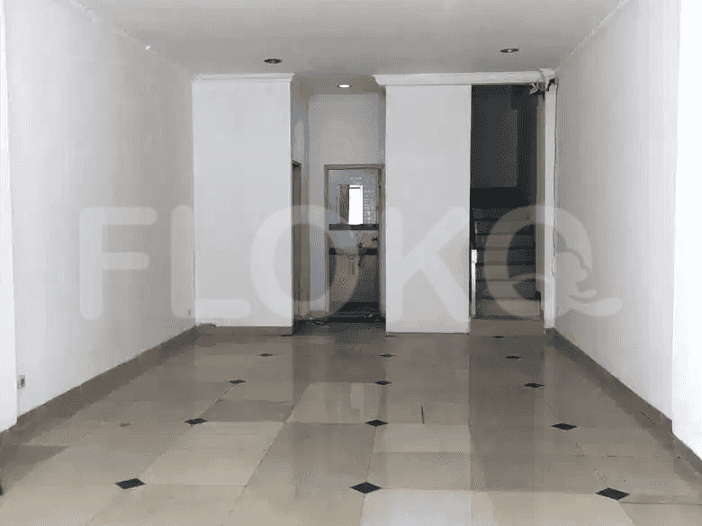 Disewakan Ruko Luas 200 m2 di Duren Sawit, Duren Sawit 3