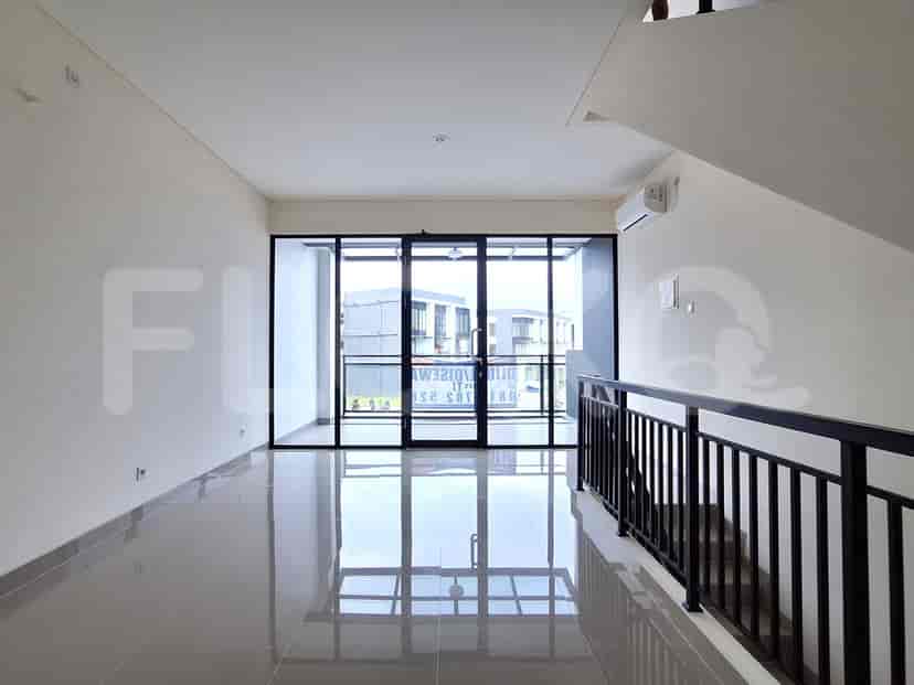 Disewakan Ruko Luas 135 m2 di Hampton Promenade, Gading Serpong 4