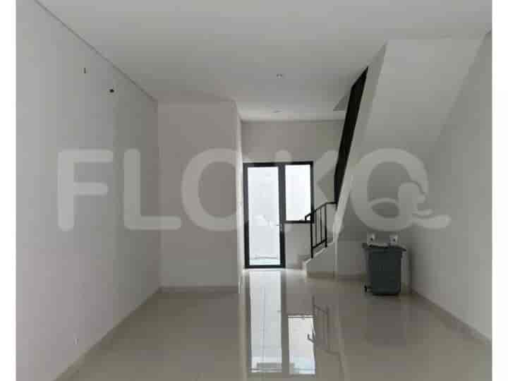 Disewakan Ruko Luas 163 m2 di Maggiore Junction, Gading Serpong - RKR235 1
