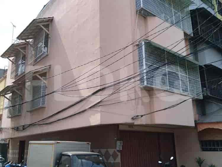 270 sqm, shophouse for rent in Gunung Sahari Permai, Gunung Sahari - RKRaf3 1