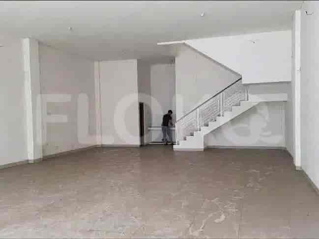 225 sqm, shophouse for rent in Pulo Asem Utara, Pulo Gadung 3