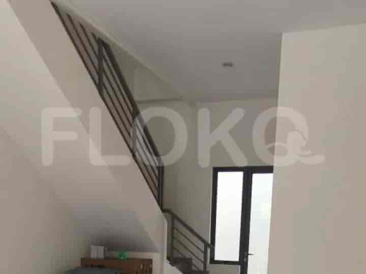 90 sqm, shophouse for rent in Boulevard IL Lago, Tangerang - RKR985 3