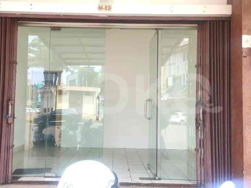 76 sqm, shophouse for rent in Golden Boulevard, Tangerang 2