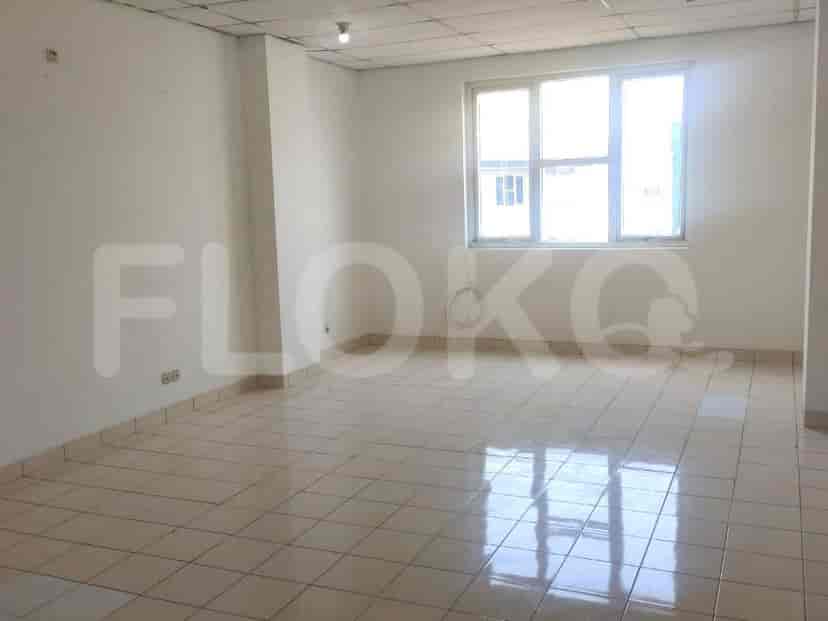 76 sqm, shophouse for rent in Golden Boulevard, Tangerang 5