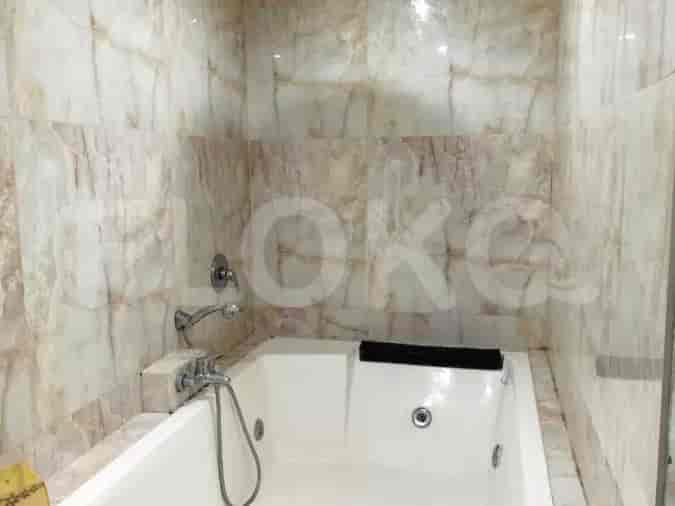 A luxurious bathroom with a bathtub.