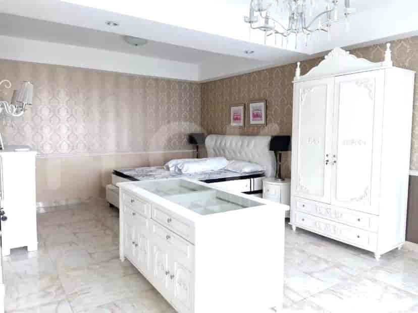A spacious master bedroom.