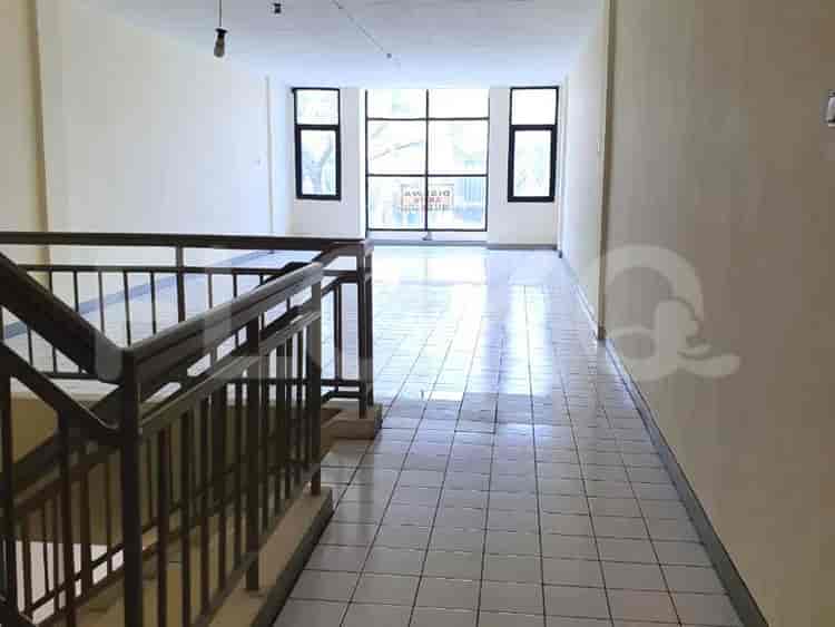 Disewakan Ruko Luas 300 m2 di Gading Serpong, Gading Serpong - RKR97e 4