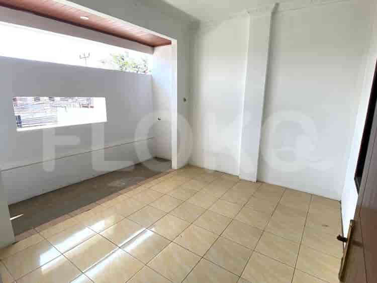 Disewakan Ruko Luas 265 m2 di Bekasi Utara, Bekasi Utara - RKR60c 4