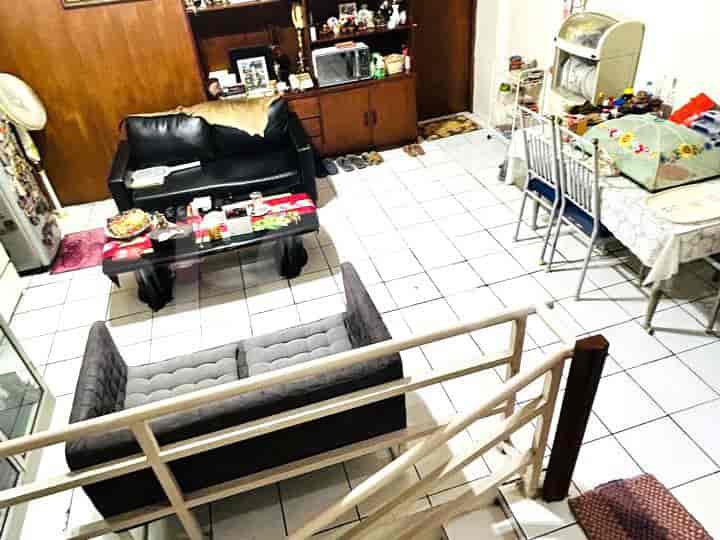 Dijual Ruko Luas 227 m2 di Arteri Ahmad Yai, Bekasi Selatan 3