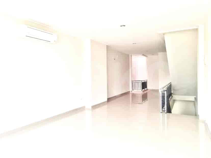Dijual Ruko Luas 270 m2 di Kelapa Gading, Kelapa Gading 3