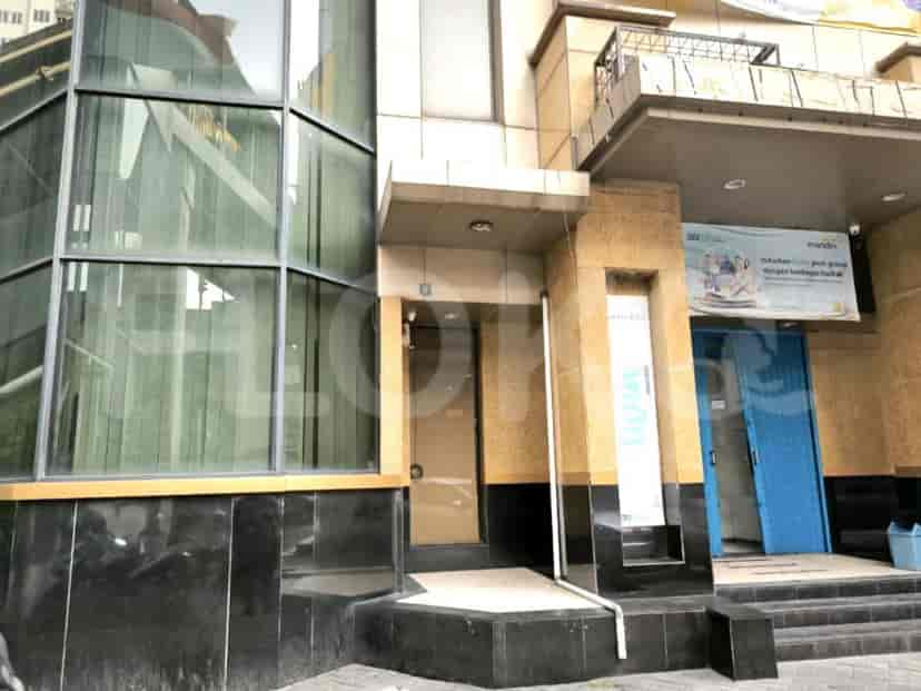 Dijual Ruko Luas 715 m2 di Jalan Boulevard Raya, Kelapa Gading 1
