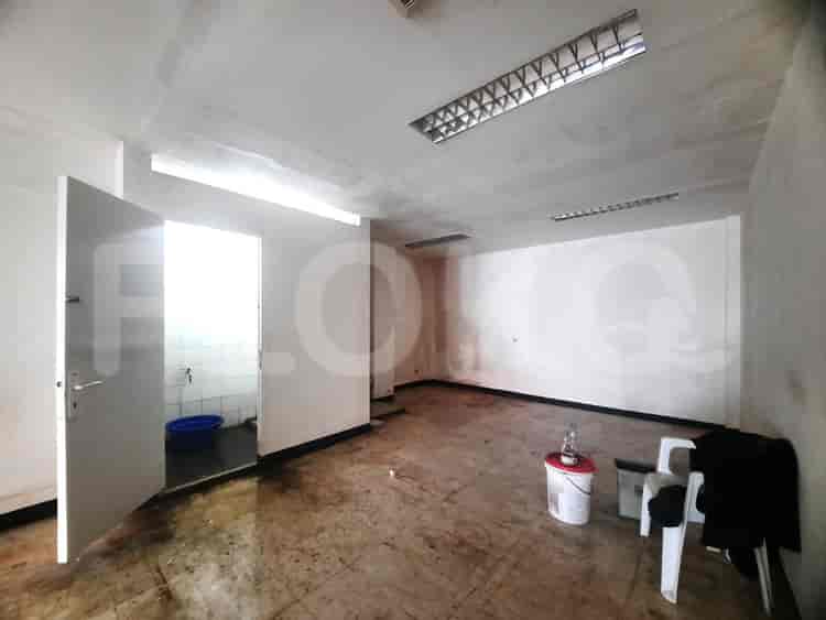 Disewakan Ruko Luas 75 m2 di Kebayoran Lama, Blok M - RKR480 3