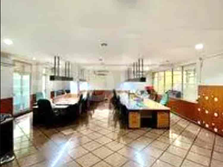 Dijual Ruko Luas 1077 m2 di Menteng, Menteng - RKS839 1