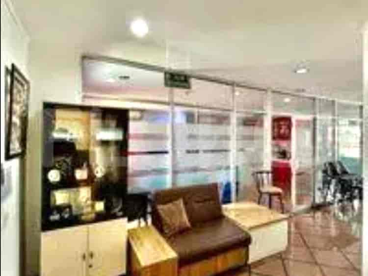 Dijual Ruko Luas 1077 m2 di Menteng, Menteng - RKS839 2