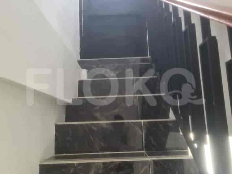 Disewakan Ruko Luas 150 m2 di Jalan Raya Rawamangun, Cipinang - RKR375 5
