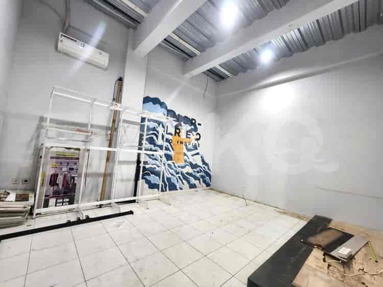 663 sqm, shophouse for sale in Roxy, Tanah Abang - RKS256 3