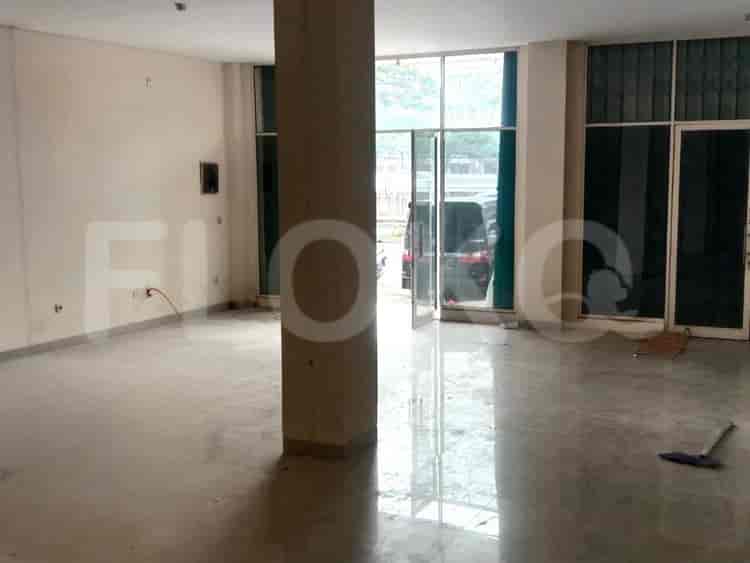 Disewakan Ruko Luas 476 m2 di Jalan Golf Lake, Cengkareng - RKRa34 2
