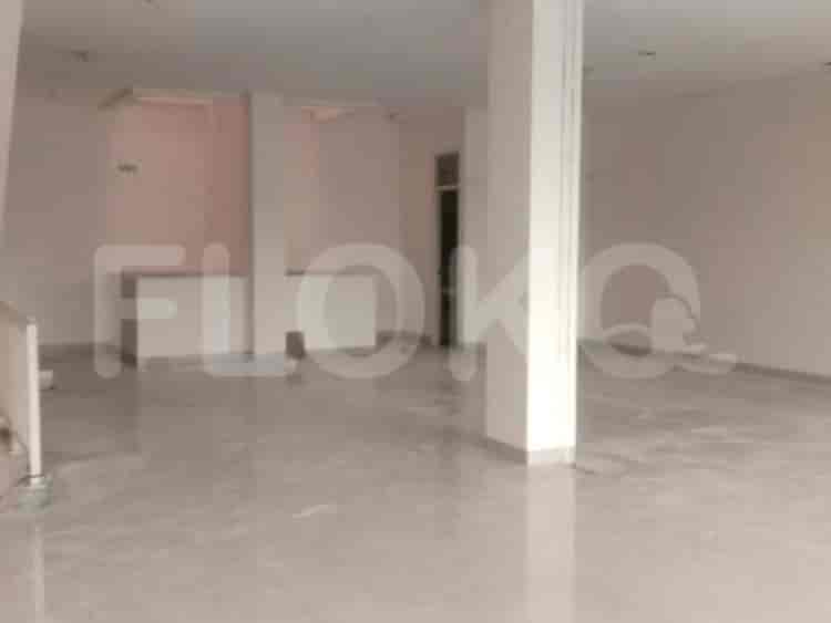 Disewakan Ruko Luas 476 m2 di Jalan Golf Lake, Cengkareng - RKRa34 4