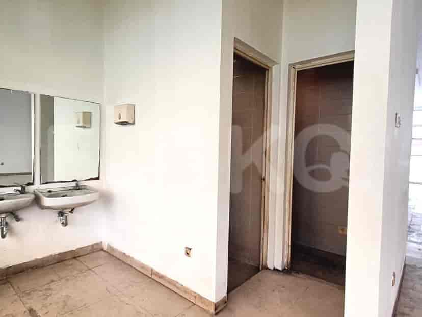 Dijual Ruko Luas 202 m2 di Jalan Green Lake City, Cengkareng 4