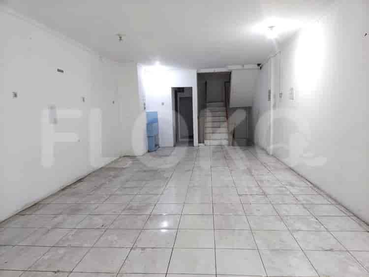 Disewakan Ruko Luas 360 m2 di Jalan Taman Palem Lestari, Cengkareng - RKR5ba 7