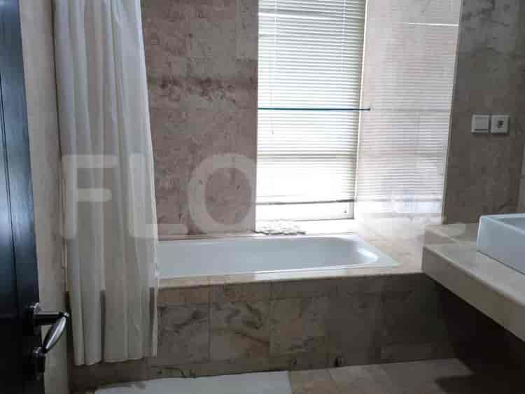 Tipe 3 Kamar Tidur di Lantai Tinggi untuk disewakan di Somerset Permata Berlian Residence - fpe2ad 4