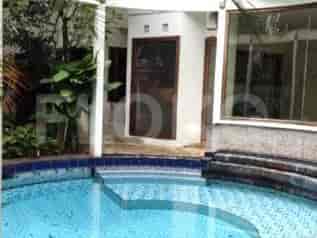 800 sqm, 5 BR house for rent in Patra Kuningan, Kuningan - RHAe21 4