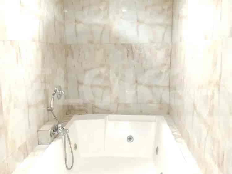 Tipe 4 Kamar Tidur di Lantai Rendah untuk disewakan di Kemang Village Residence - fke4b1 3