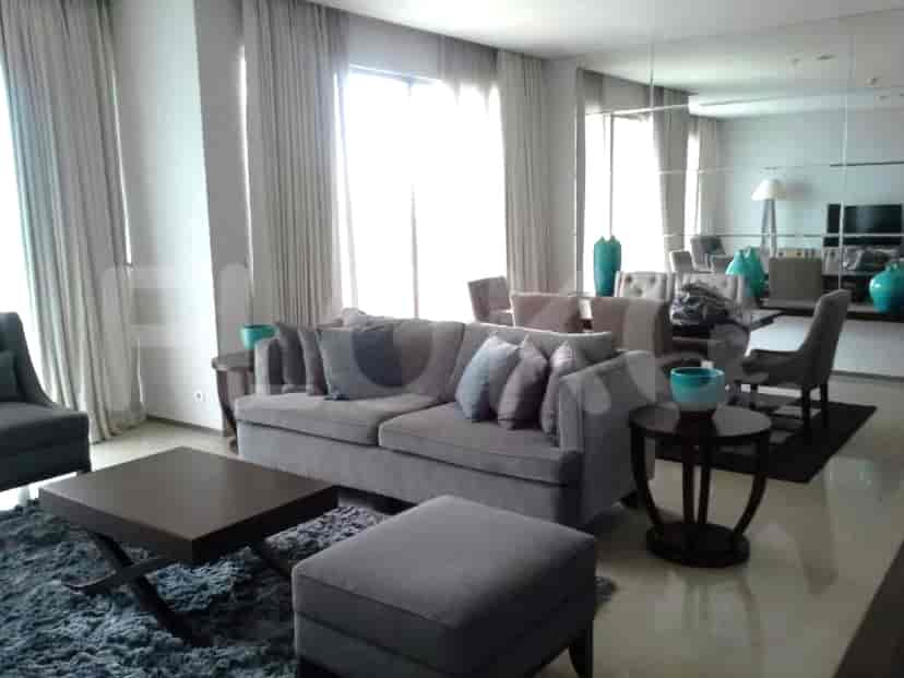 APA421e7 Lantai 6 | Apartemen 3BR Furnished Dijual, Kemang 1