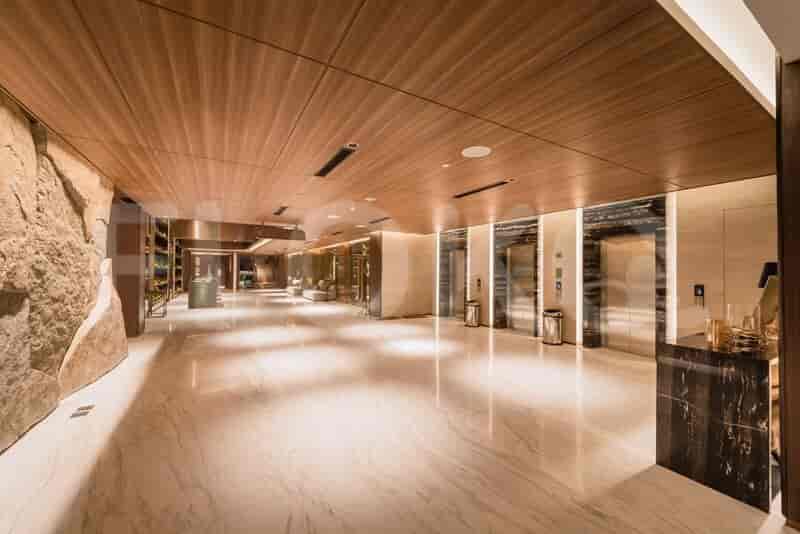 ashley lobby lift_nw.jpg