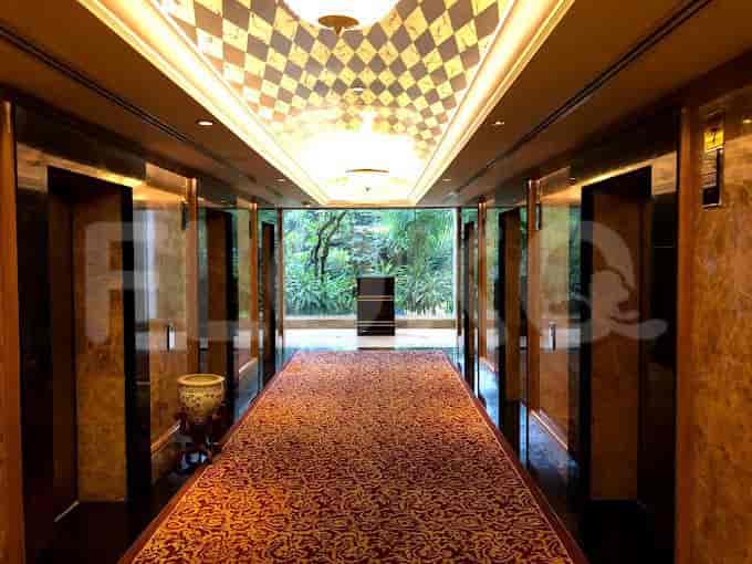 boobudur lobby lift_nw.jpg